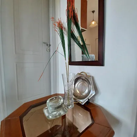 Eleonas 1, Lygia Apartman