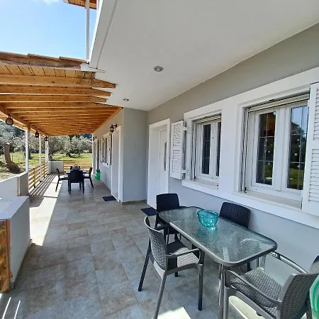 Eleonas 1, Lygia Lijá